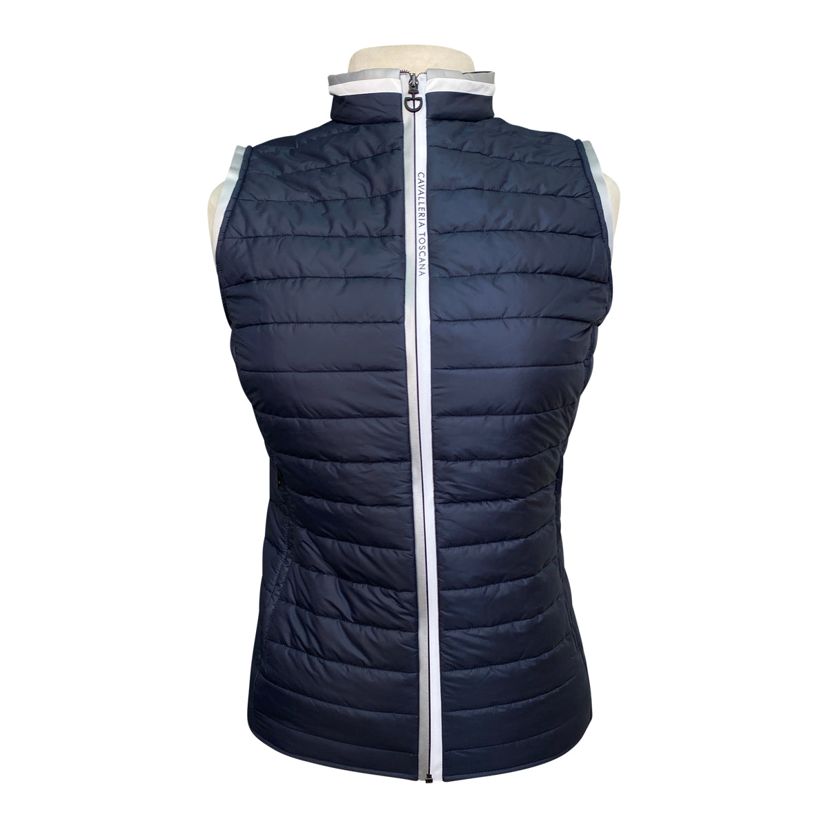 Cavalleria Toscana Ultralight Packable Quilted Vest in Navy - Unisex S –  The Tried Equestrian