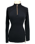 Anique Signature Shirt in Black Swan