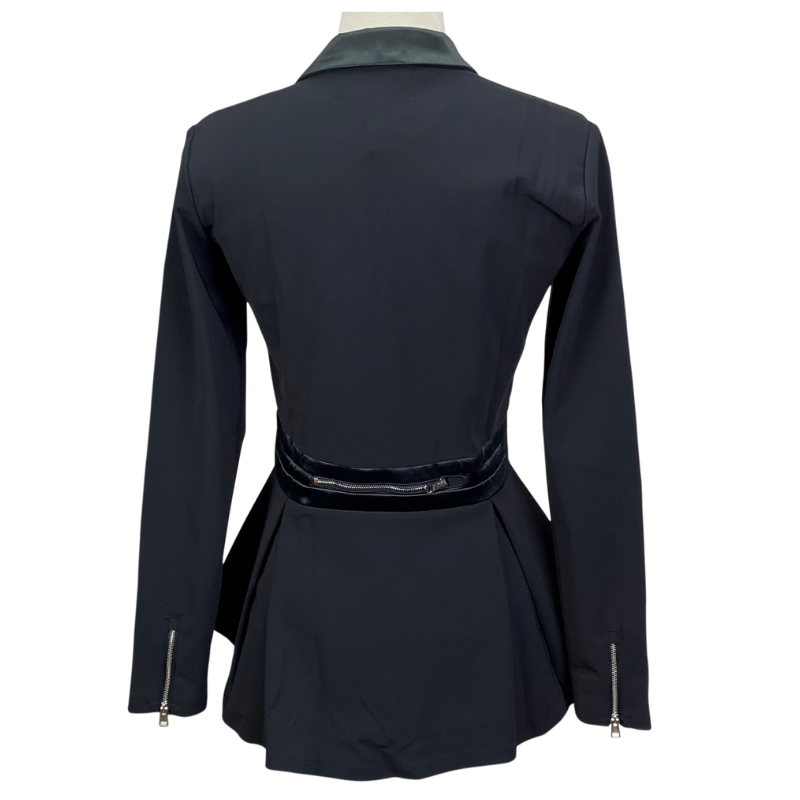 Reigns 'The Vani' Show Jacket in Black - Flirty Fem (Small)
