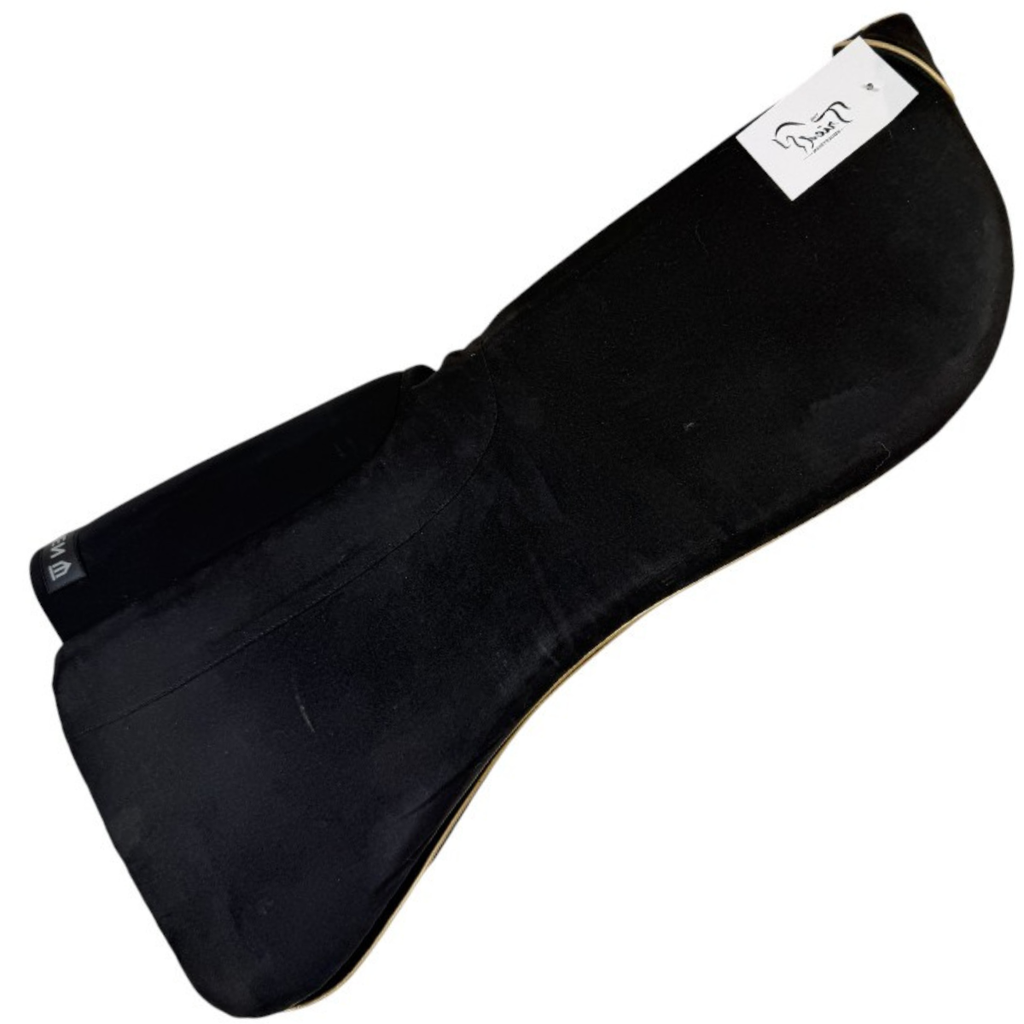 Winderen Comfort Dressage Pad in Black/Gold - 17"-18" Saddles