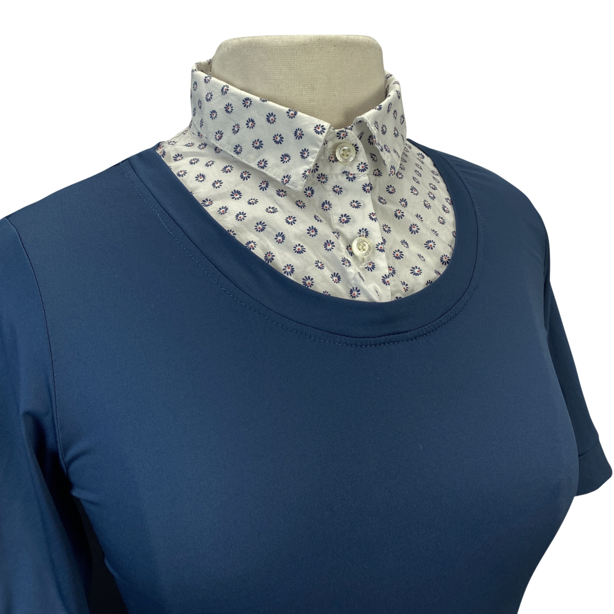 Callidae Practice Shirt in Navy Daisies