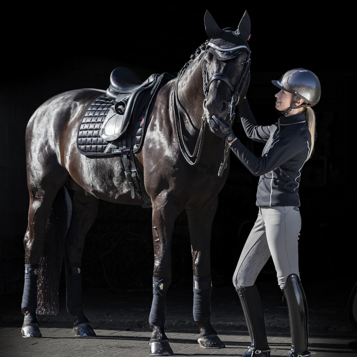 LeMieux Loire Satin Polo Wraps in Black