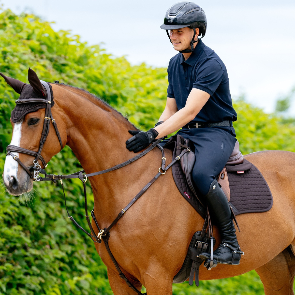 LeMieux 'Cotton Close Contact' Saddle Pad in Brown