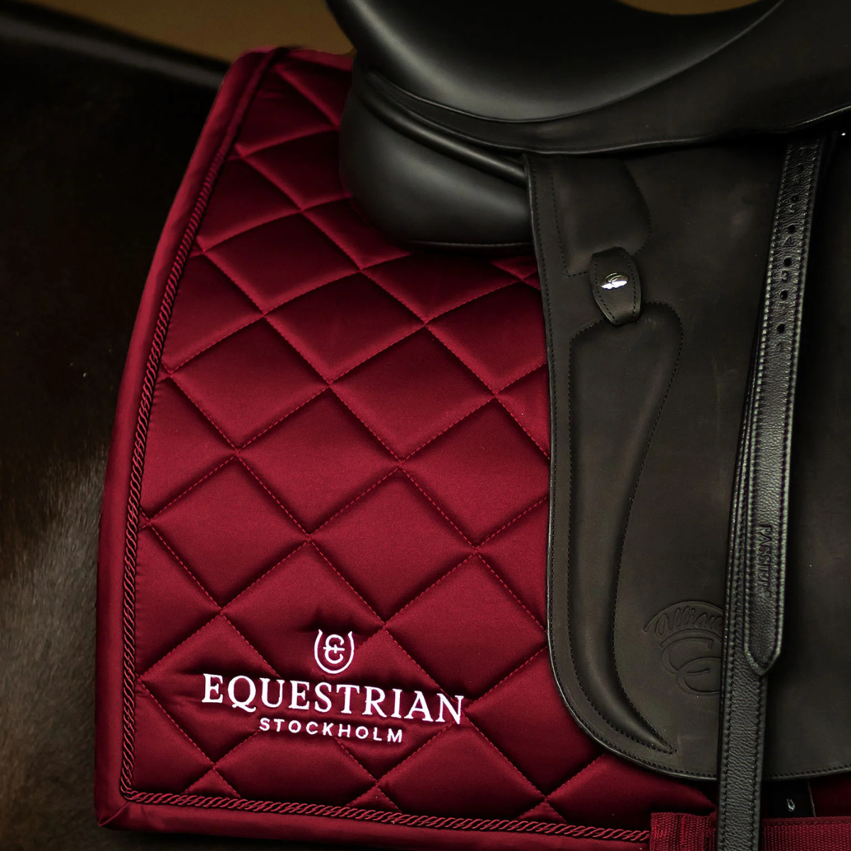 Equestrian Stockholm Dressage Saddle Pad in Line Bordeaux