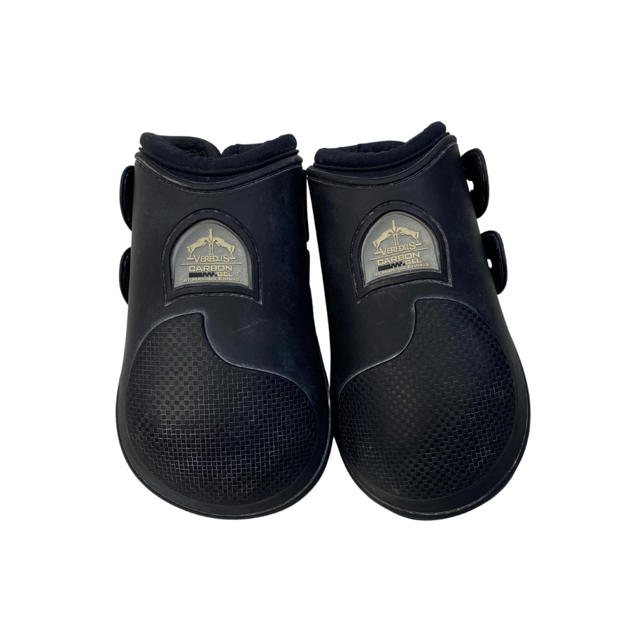 Back of Veredus Carbon Gel Ankle Boots in Black 