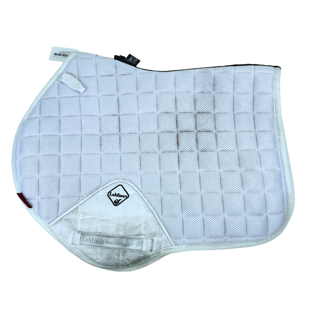 LeMieux Carbon Mesh Close Contact Pad in White
