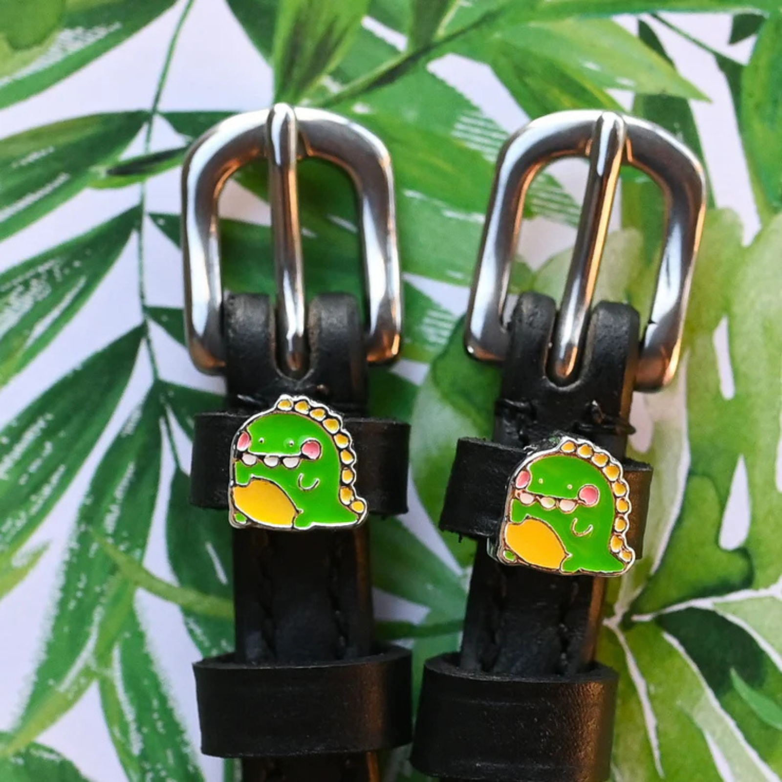 Mane Jane Spur Straps in Dragon