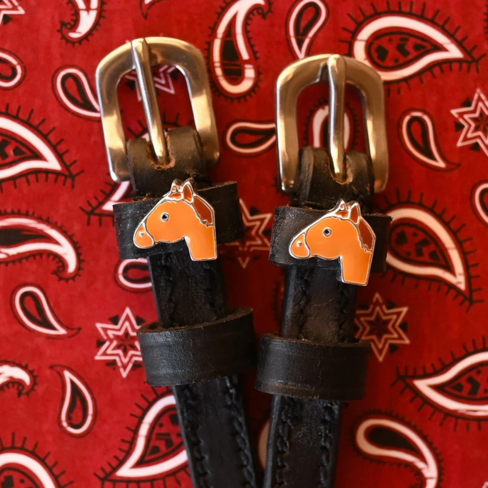 Mane Jane Spur Straps in Chestnut Horse 