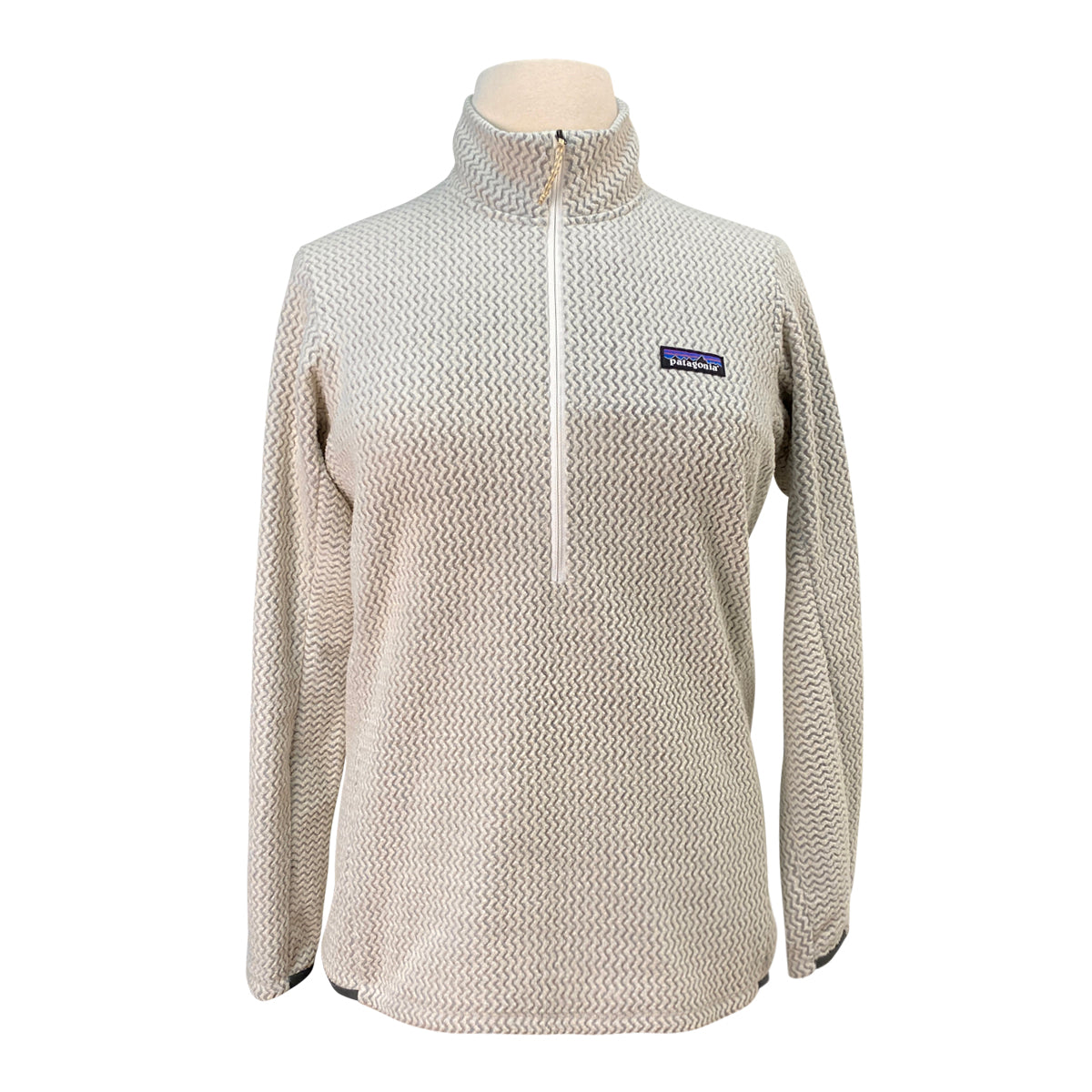 Patagonia Pull Over Half-Zip in White/Gray Chevron