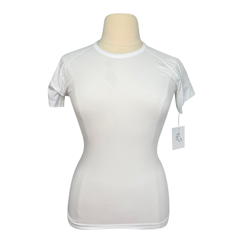 TKEQ The 'Kennedy 2.0' Seamless Short Sleeve Shirt in White - Women's L/XL
