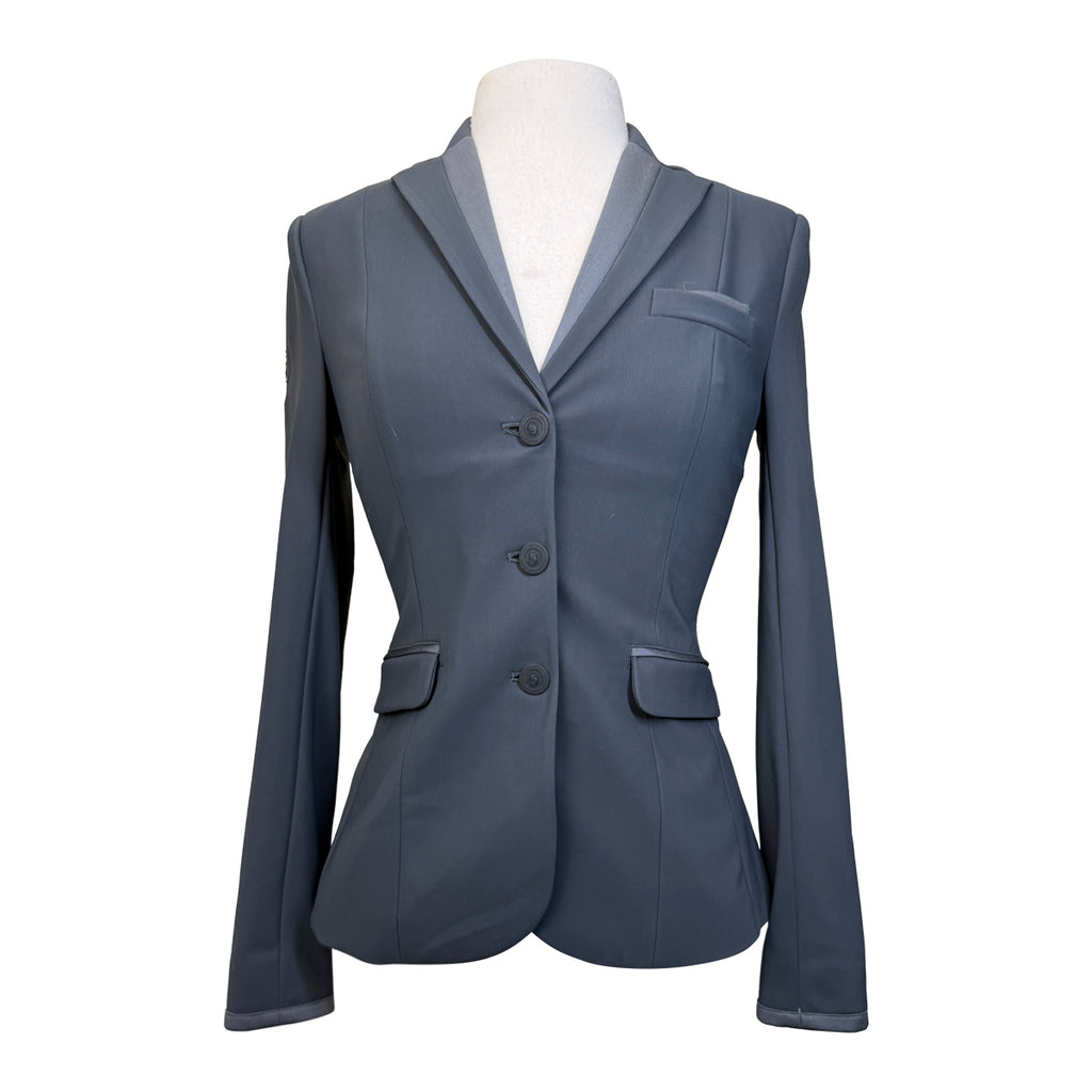 Samshield 'Alix' Show Jacket in Grey