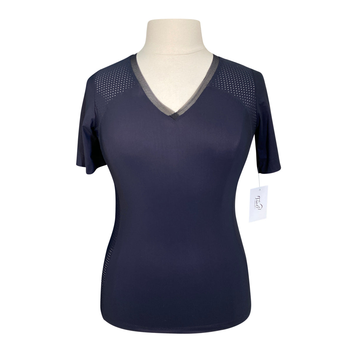 CALLIDAE The Short Sleeve Tech V Neck in Black