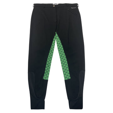 BuckWild Signature Breech in Black/ Lillypads