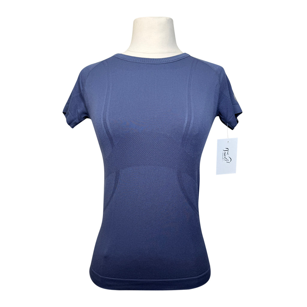 TKEQ The 'Kennedy' Seamless Short Sleeve in Navy