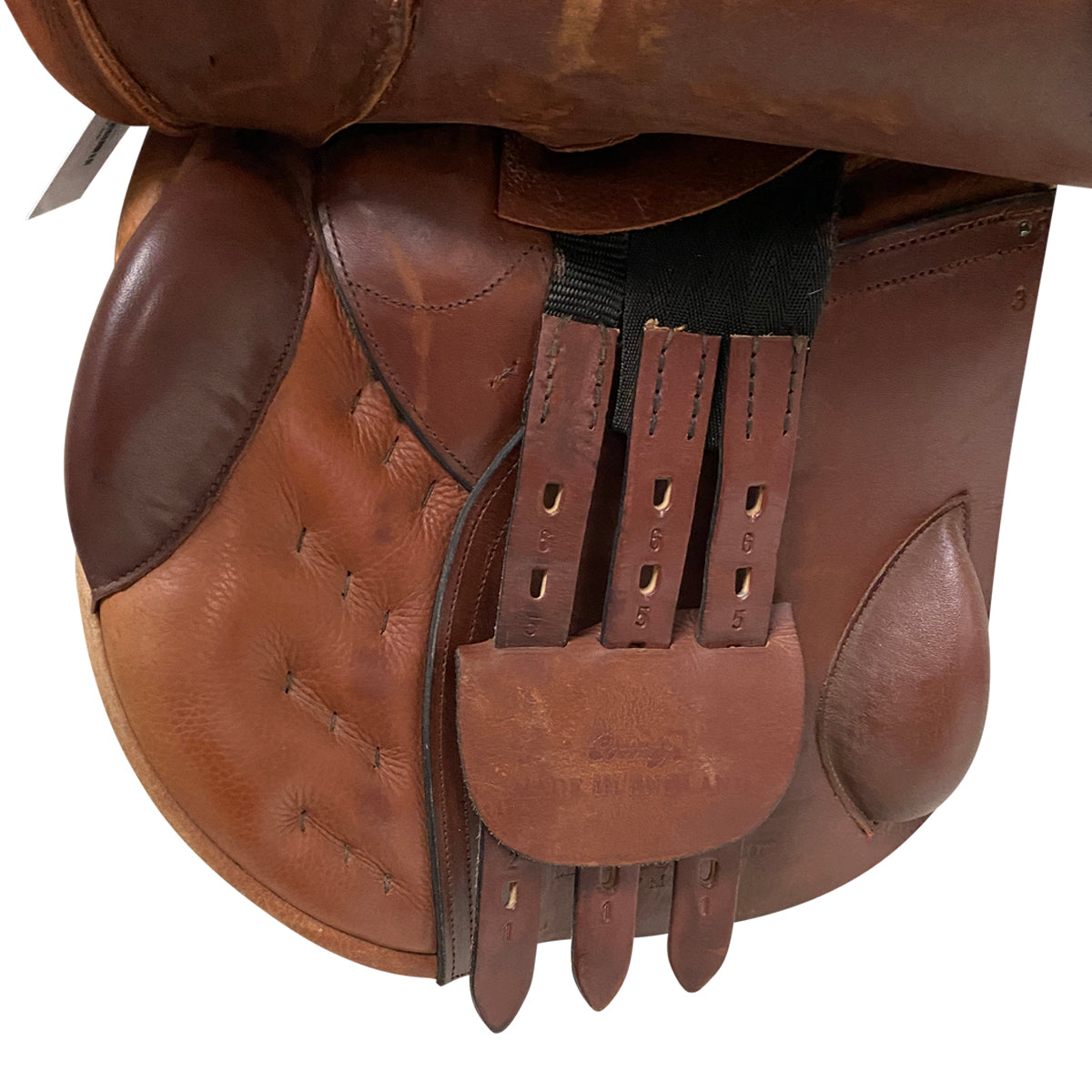 County &#39;Conquest&#39; Jump Saddle in Cognac