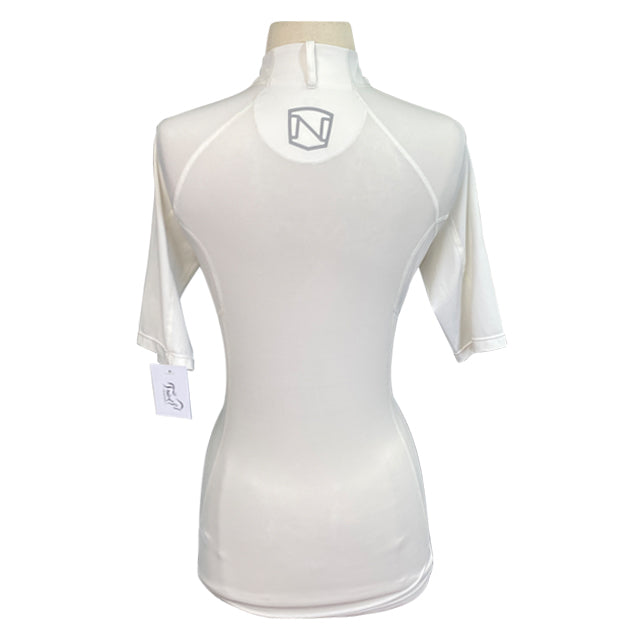 Back of Noble Outfitters 'Amy' Shirt in White