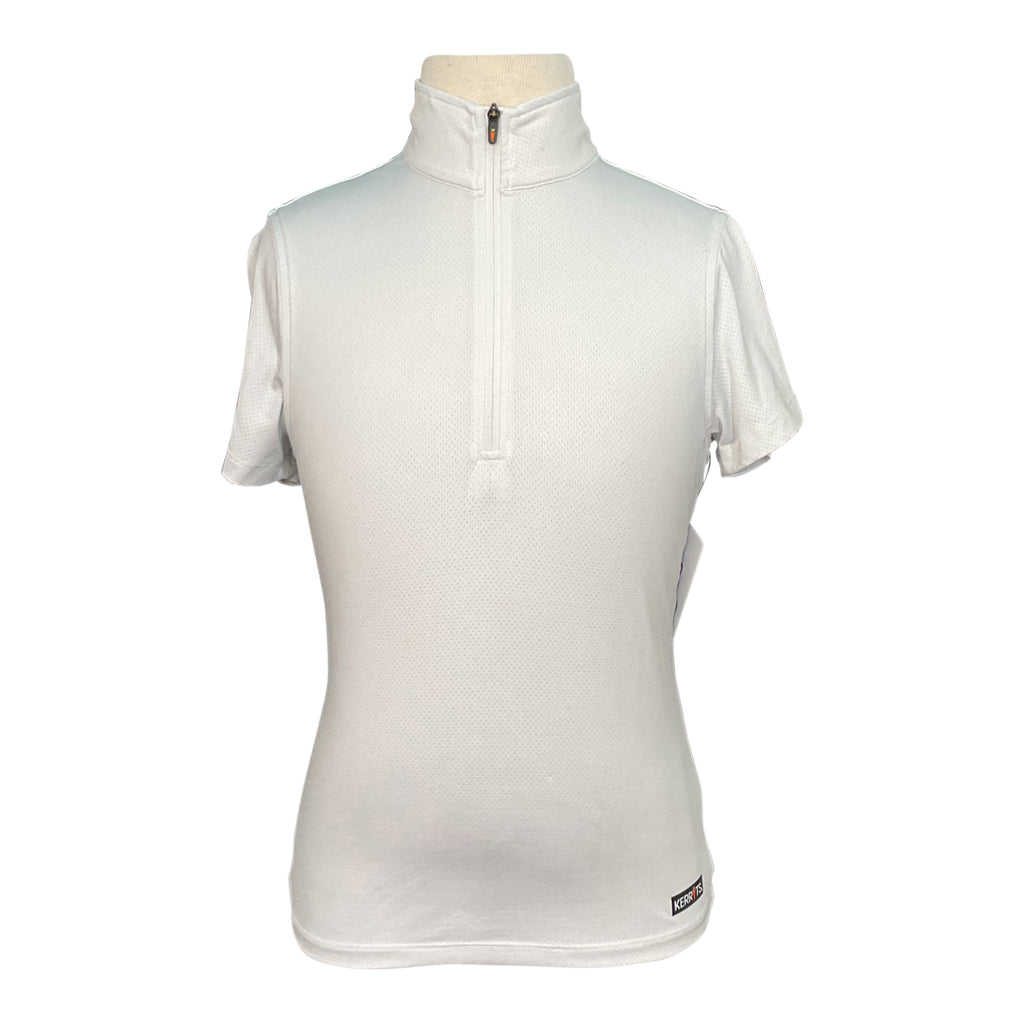 White short-sleeve shirt on a mannequin against a white background