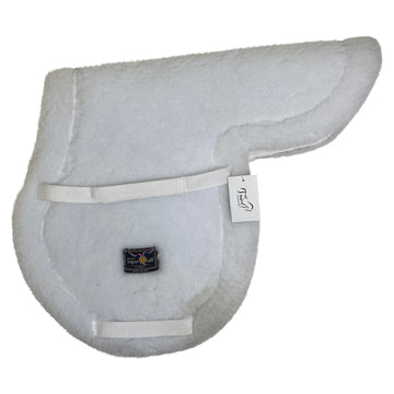 Toklat Medallion SuperQuilt Saddle Pad in White