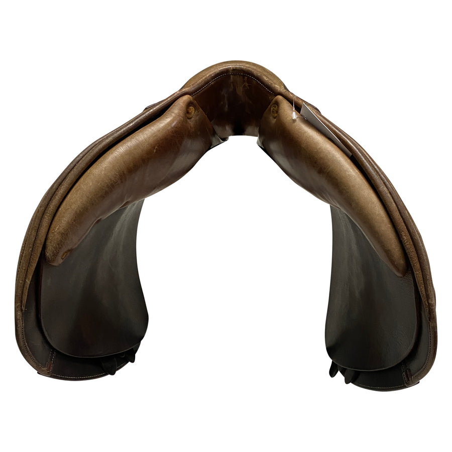Butet 2004 Grain Jumping Saddle in Gold