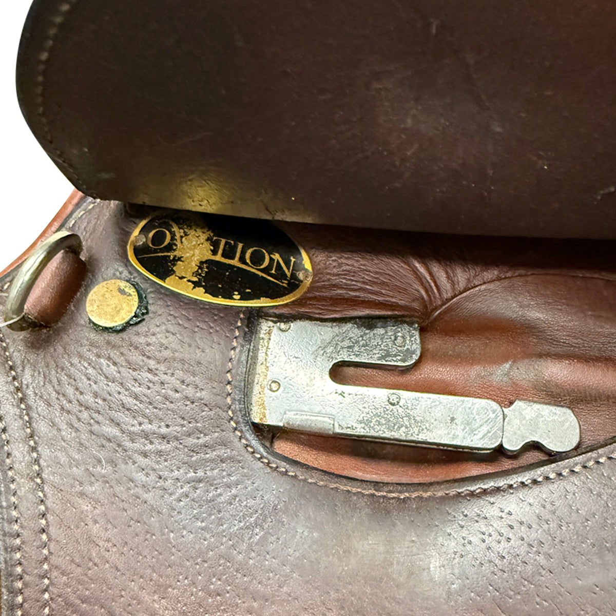 Ovation Jumping Saddle in Brown