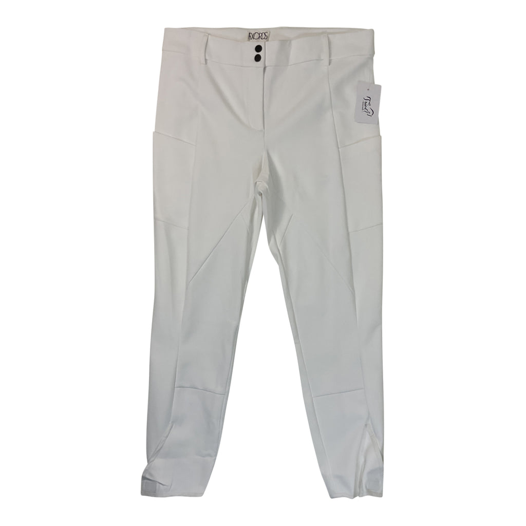 F. Words 'Freestyle' Breech in White