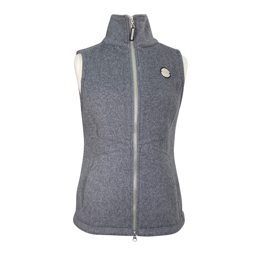 Asmar Equestrian Wool Vest in Grey 