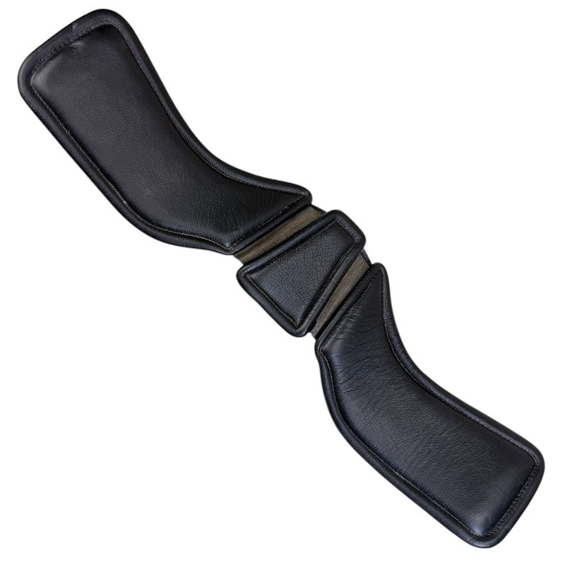 Total Saddle Fit StretchTec Shoulder Relief Monoflap Girth in Black
