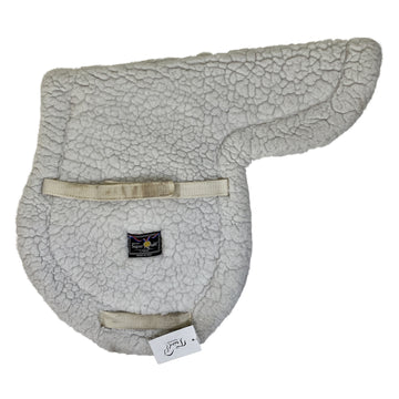 Toklat Medallion Close Contact Saddle Pad in White