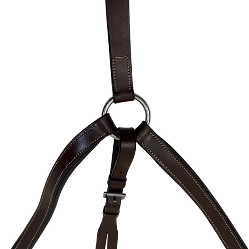 Close up KL Select Black Oak 5-Point Breastplate in Brown