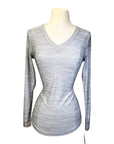 Ariat 'TEK Laguna' V-Neck Long Sleeve Top in Grey