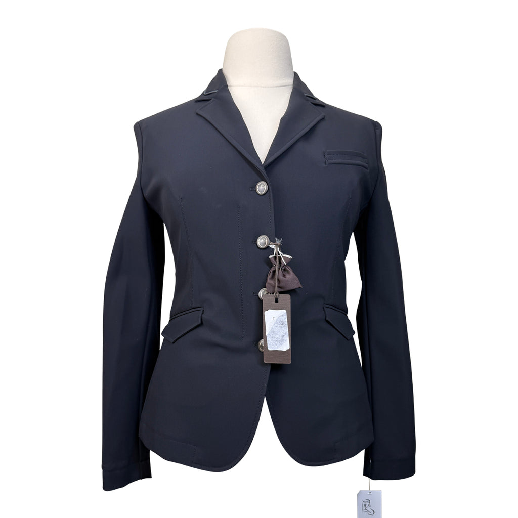 Vestrum 'Evilard' Show Jacket in Black - Women's IT 48 (US 14)