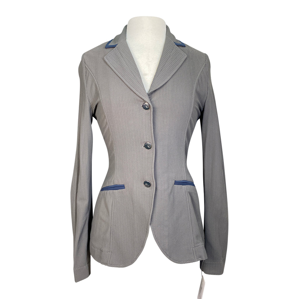 AA Platinum MotionLite Show Coat in Grey/Navy