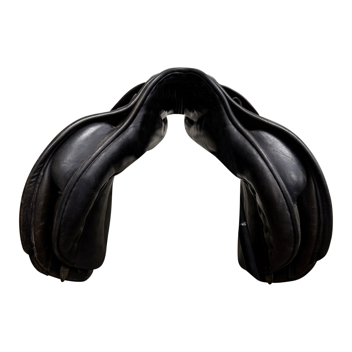 County 'Conquest' Jump Saddle in Black
