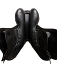 County 'Conquest' Jump Saddle in Black