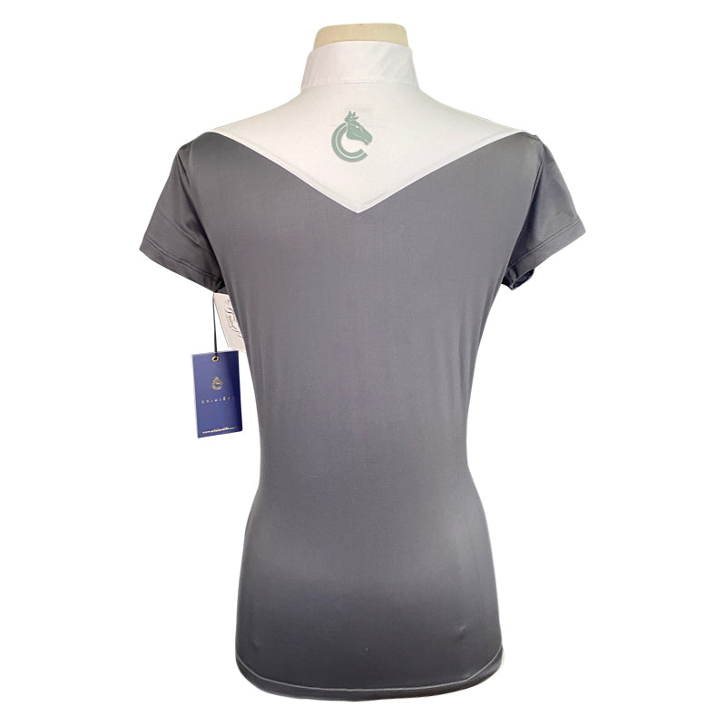 CRINIĒRE &#39;Margot&#39; Short Sleeve Show Shirt in Dark Grey - Women&#39;s Large