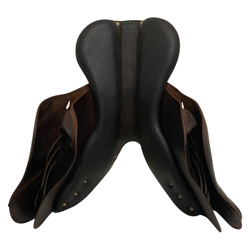 Underisde of Antarès 2021 Evolution Saddle in Brown