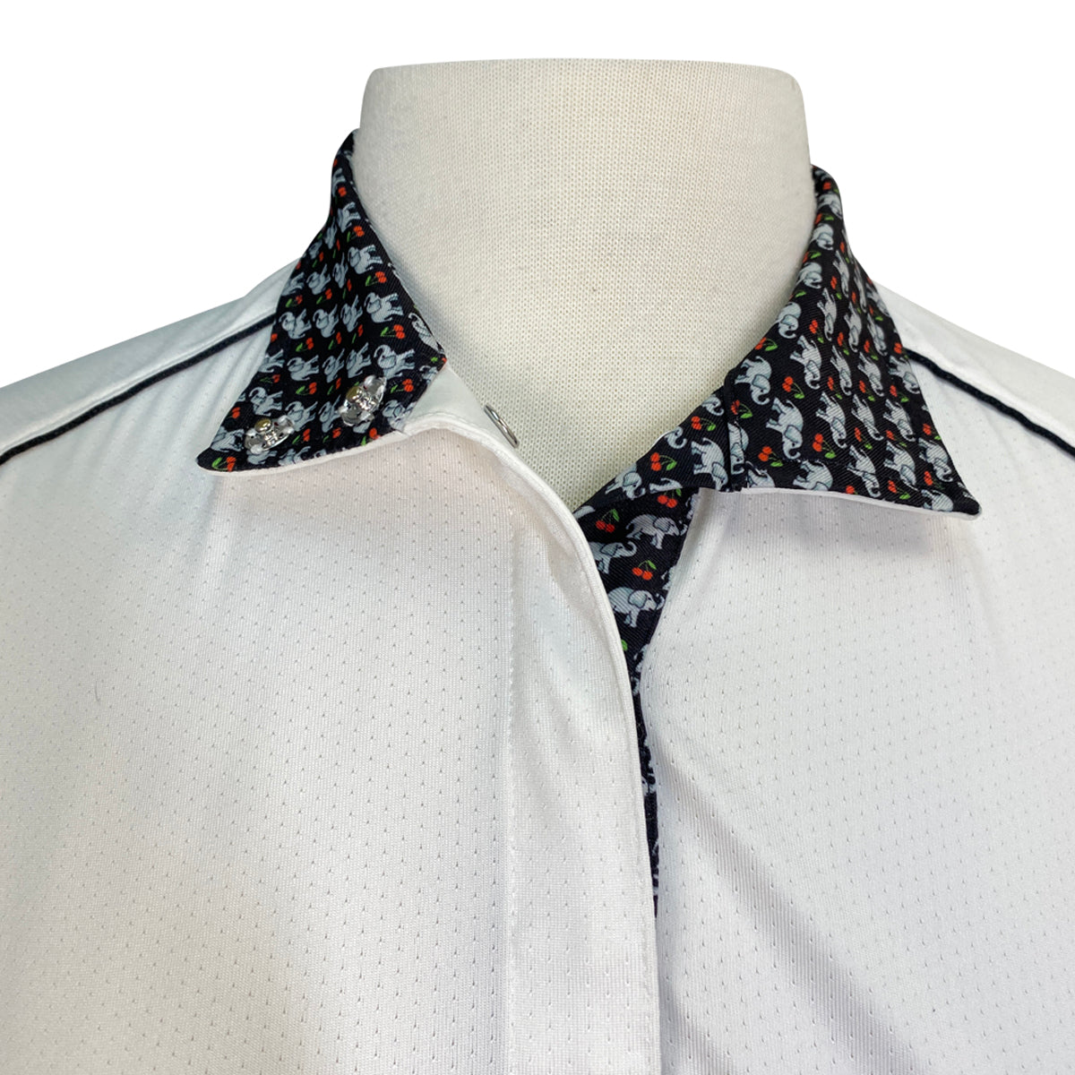 Essex Classics L/S Talent Yarn Show Shirt in White/ Elephants + Cherries - Women's Medium