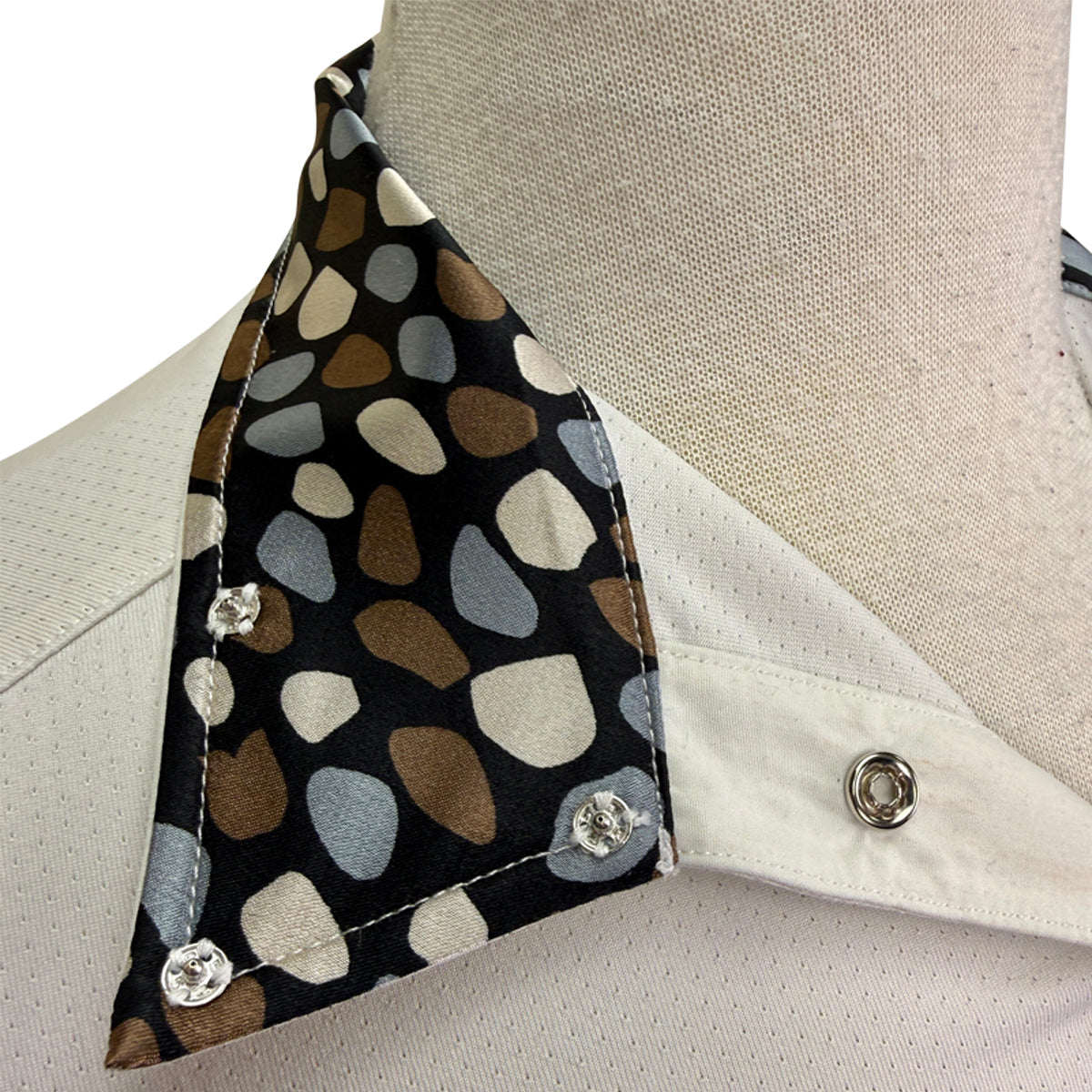 Tailored Sportsman Ice Fil Show Shirt in White/Pebbles