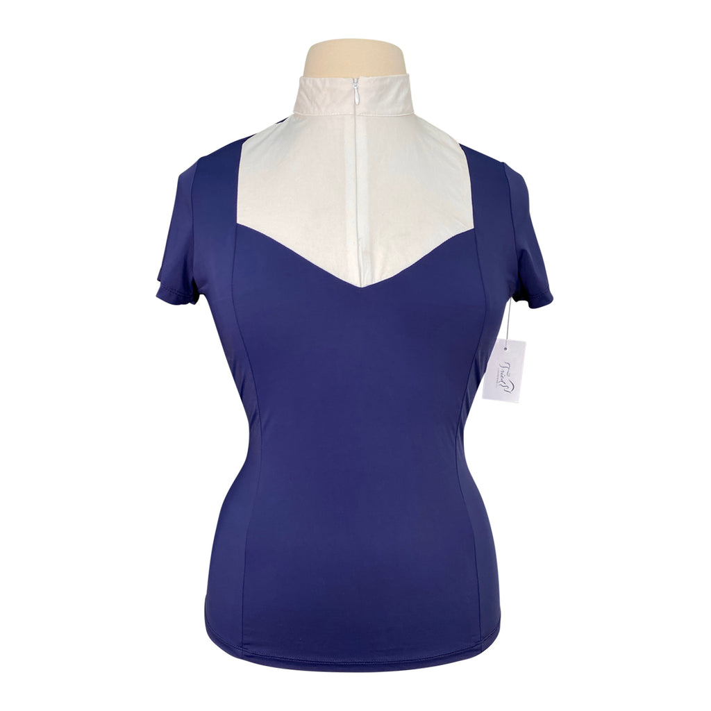 Hannah Childs 'Lauryn' Short Sleeve Show Shirt in Navy