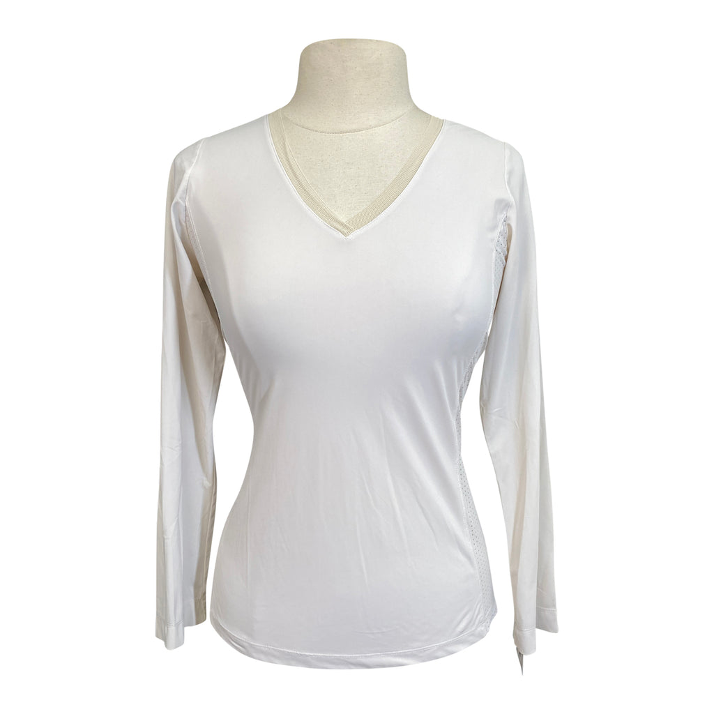 CALLIDAE The Long Sleeve Tech V Neck in White 