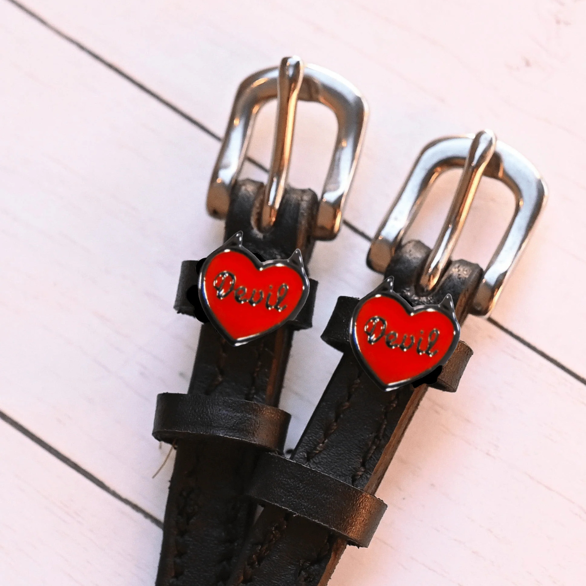 Mane Jane Spur Straps in Devil Heart