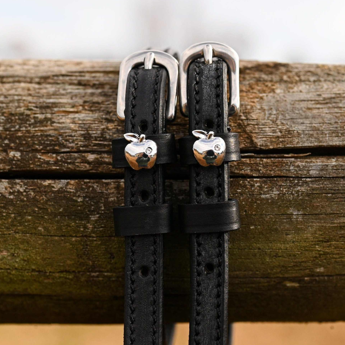 Mane Jane Spur Straps in Silver Apple