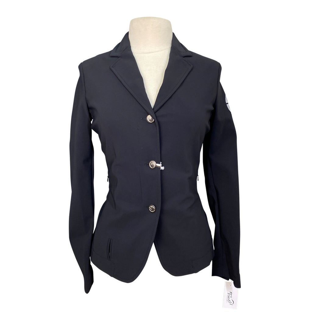 Vestrum 'Mantova Pro-Safety' Show Coat in Nero