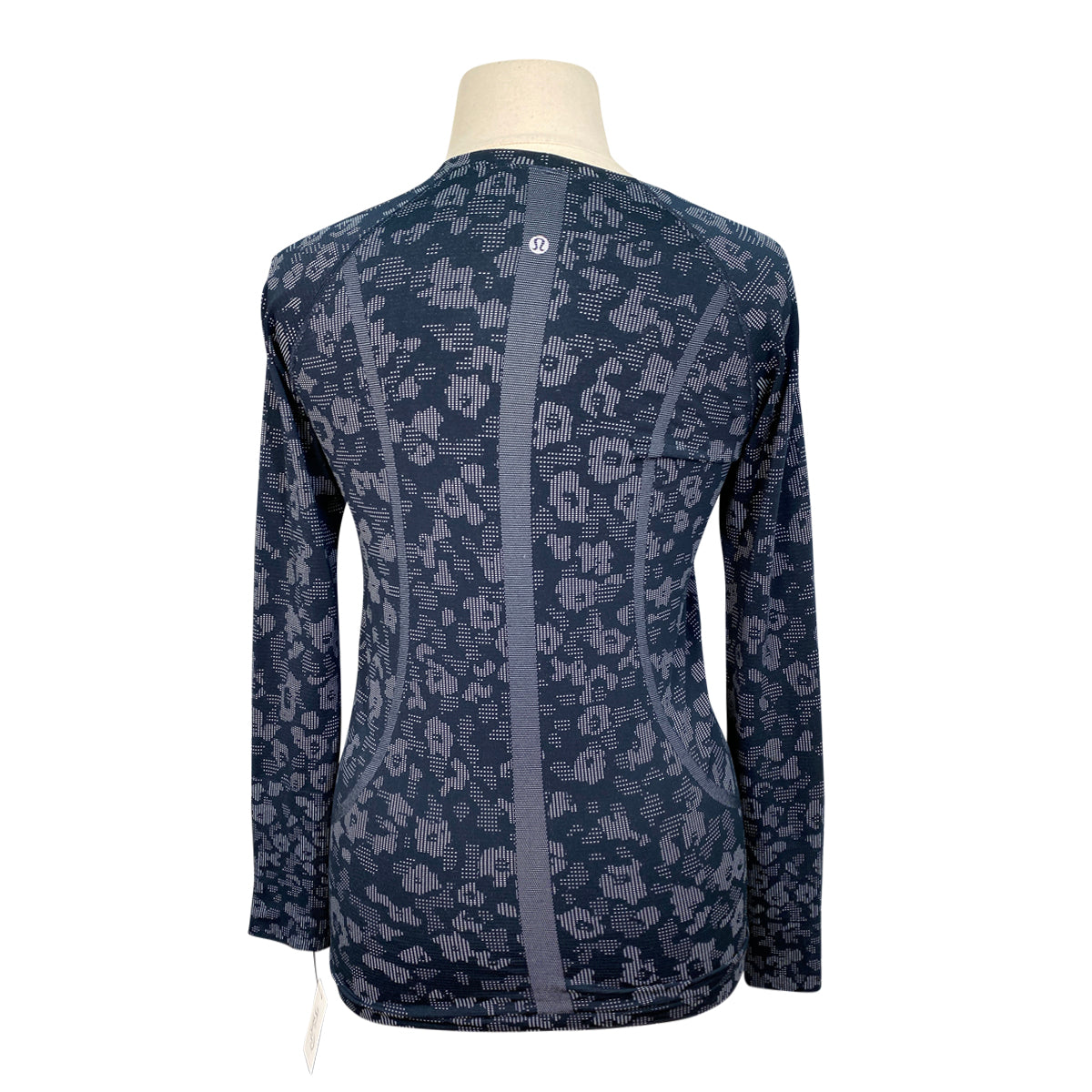 Lululemon 'Swiftly' Tech Long Sleeve 2.0 in Navy Floral