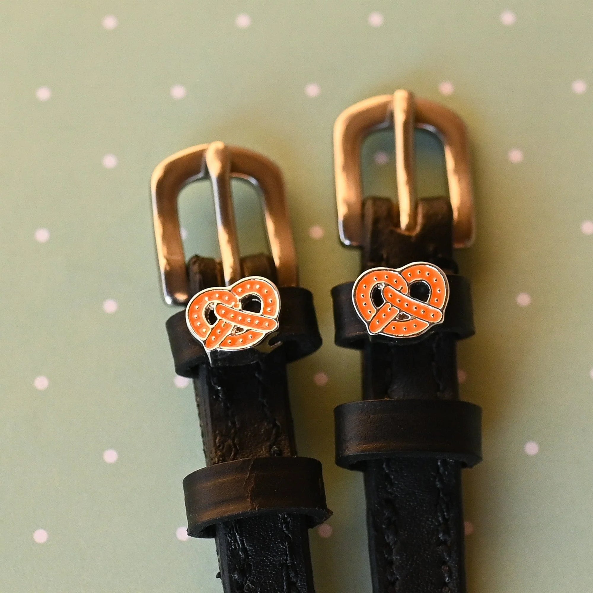 Mane Jane Spur Straps in Pretzel