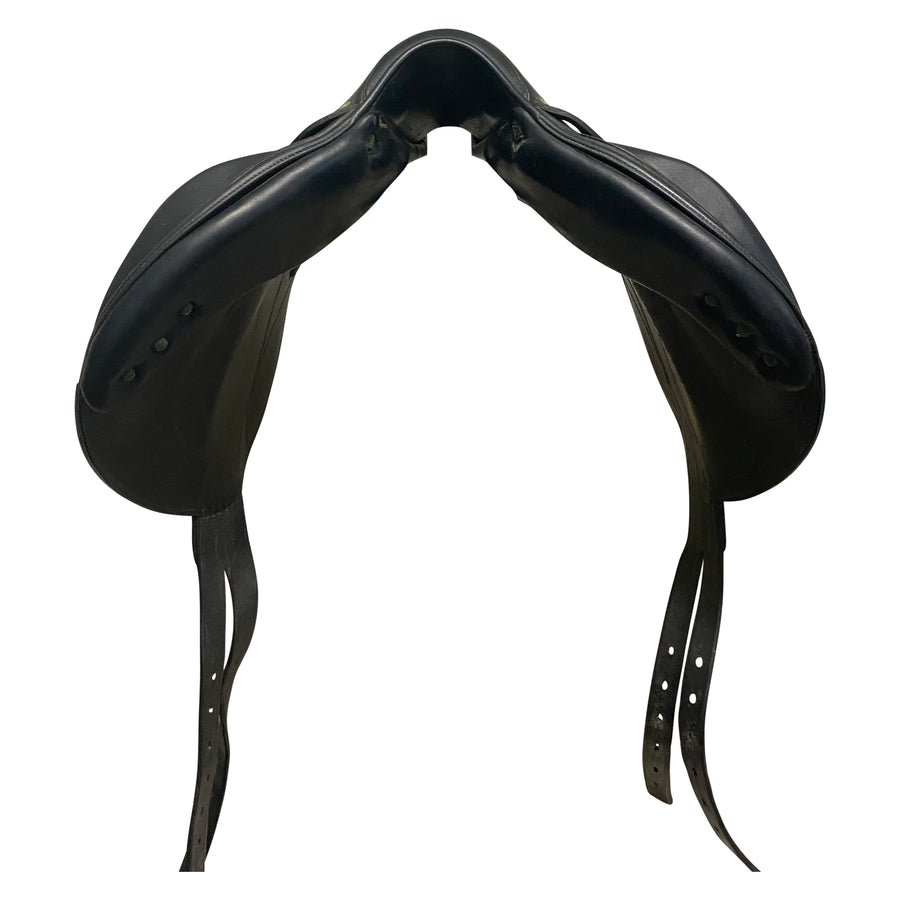 Front of Devoucoux 2010 Chiberta Monoflap Sadle in Black