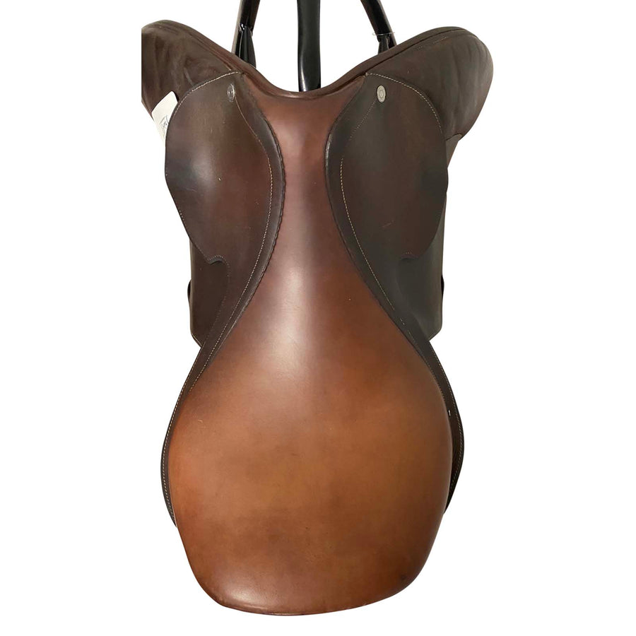 Hermés 'Essentielle' Jumping Saddle in Brown
