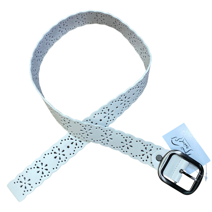 Close up of Spiced Equestrian 'Mrs. Darcy' Belt in White 