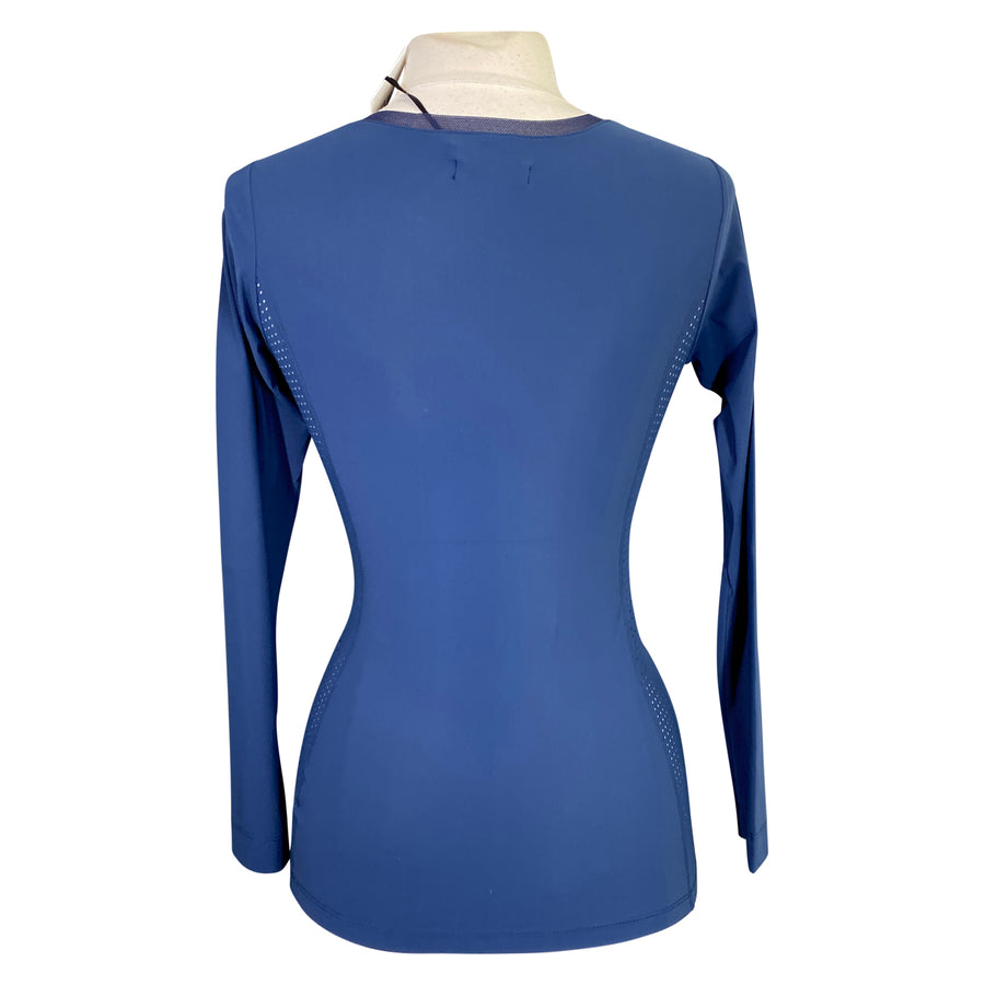Back of Callidae 'The Tech V Neck' in Navy