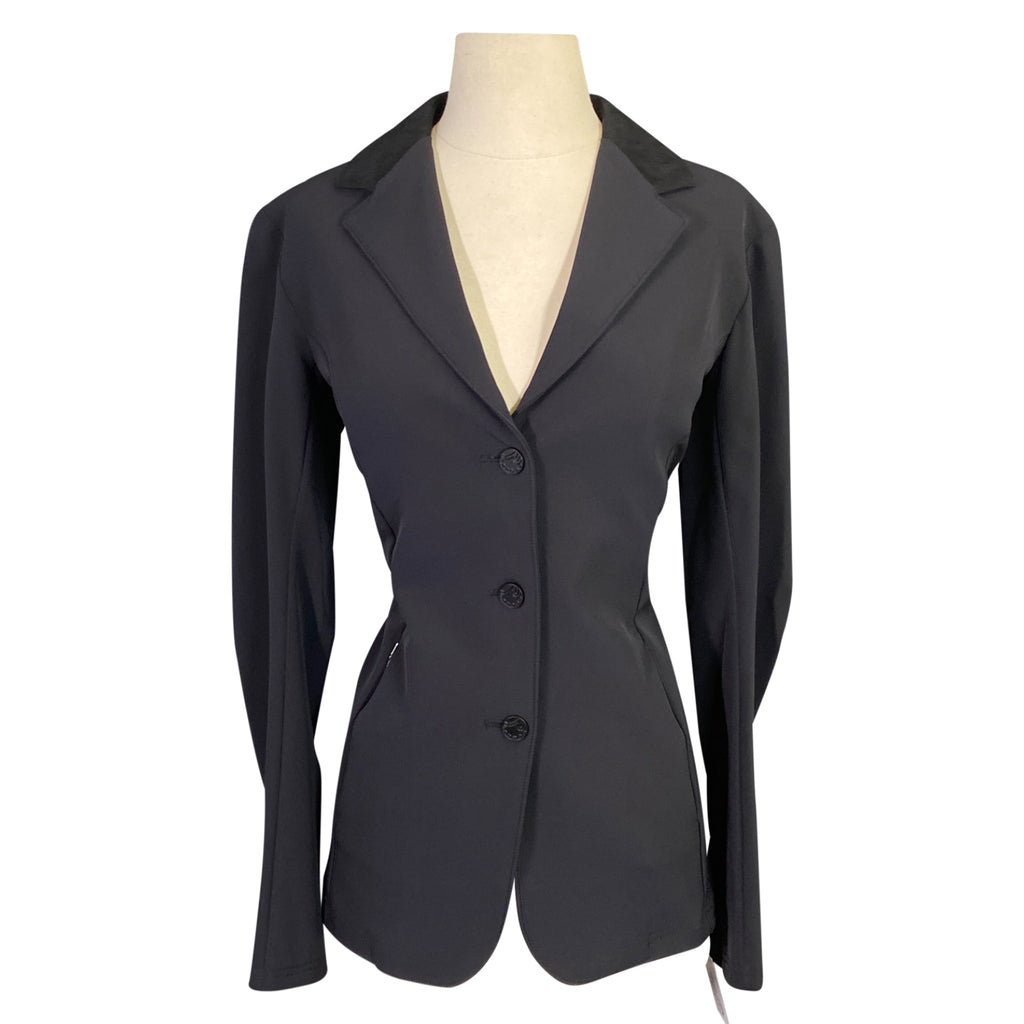 Gersemi 'Idun' Competition Jacket in Navy